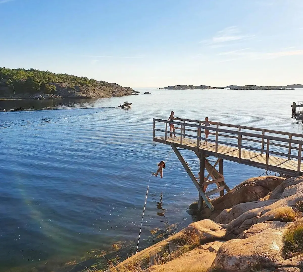 Anders Westergard Gothenburg 0*,  Sweden